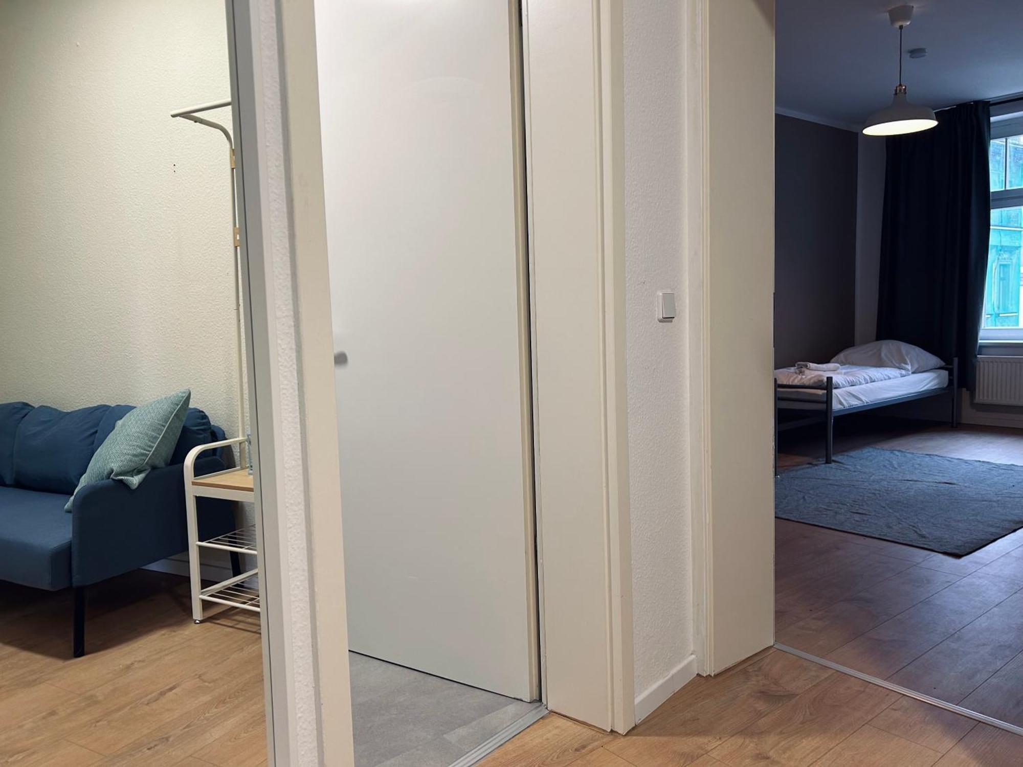 2 Schlafzimmer-Balkon-Kueche-Parkplatz-Designerbad ライプツィヒ エクステリア 写真